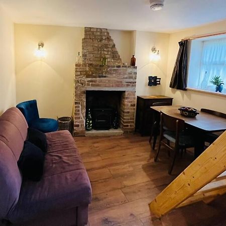 Cute And Cosy Little Cottage 希思菲尔德 外观 照片